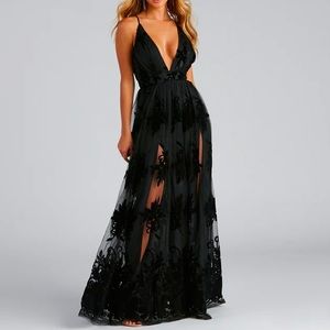 New W/Tag Special Occasion velvet, plunging V formal dress